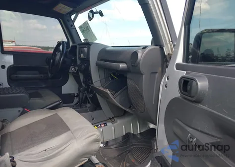 2008 Jeep Wrangler X из США, поврежденный, VIN 1J4FA24168L509777